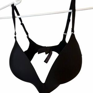 Victoria's Secret Black Push-Up Bra with Adjustable Straps